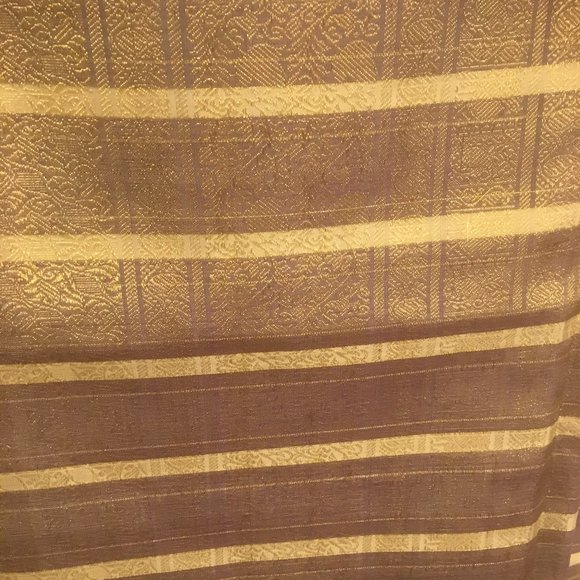 Kanjeevaram Silk Saree - Picture 8 of 10